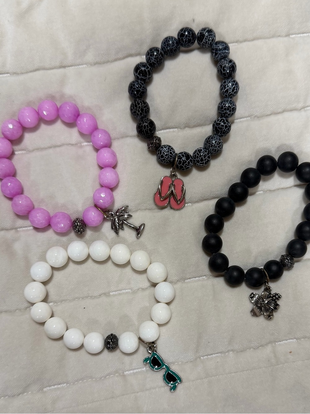 Source Unknown Women’s Beaded Charm Bracelet Set - Pink, White, Black, Gray